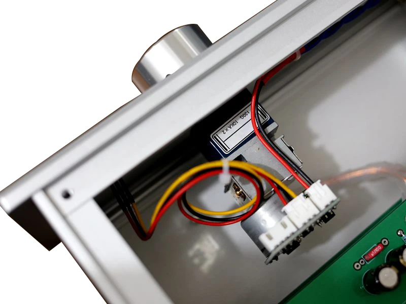 1:1クローン FM266 コントロールアンプ XLR出力バージョン SUQIYA-Clone FM266 Flagship Line Fully Balanced Fever Preamplifier